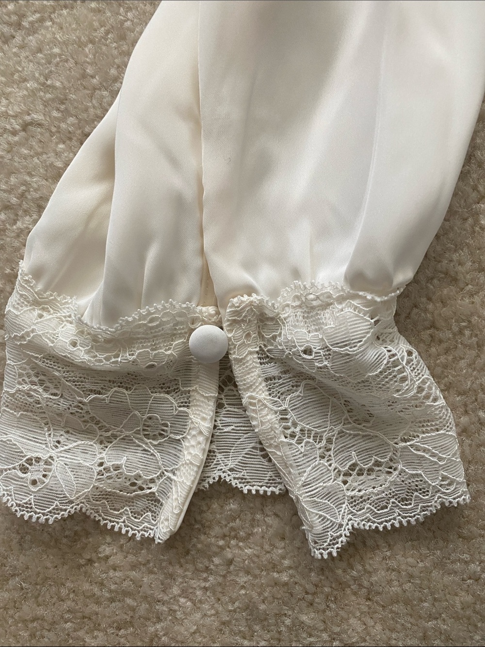 Rachel Zoe size large NWT cream blouse - Picture 9 of 9